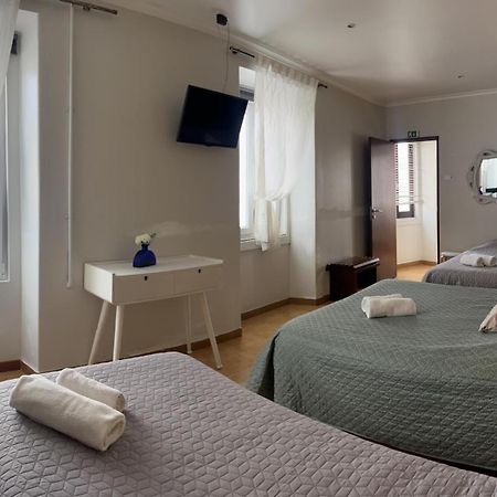 Hotel Residencia Aviz Peniche Exterior foto