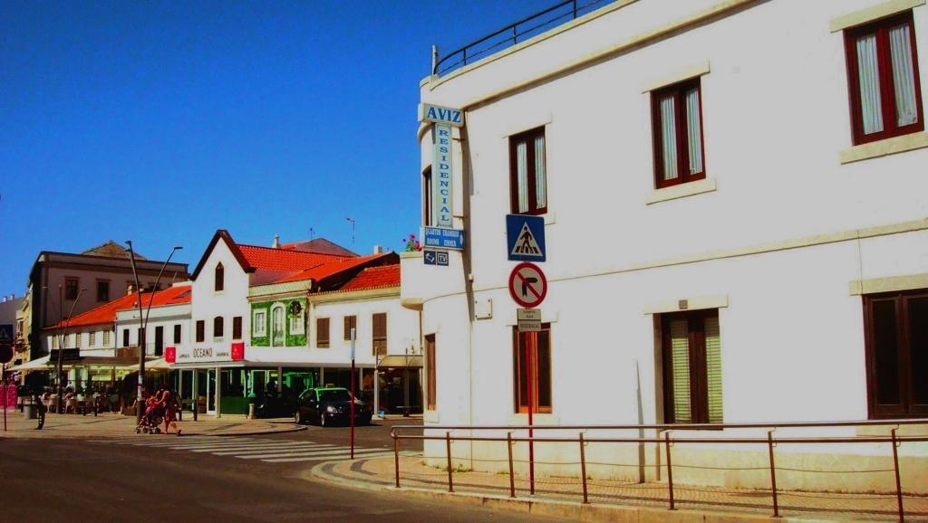 Hotel Residencia Aviz Peniche Exterior foto